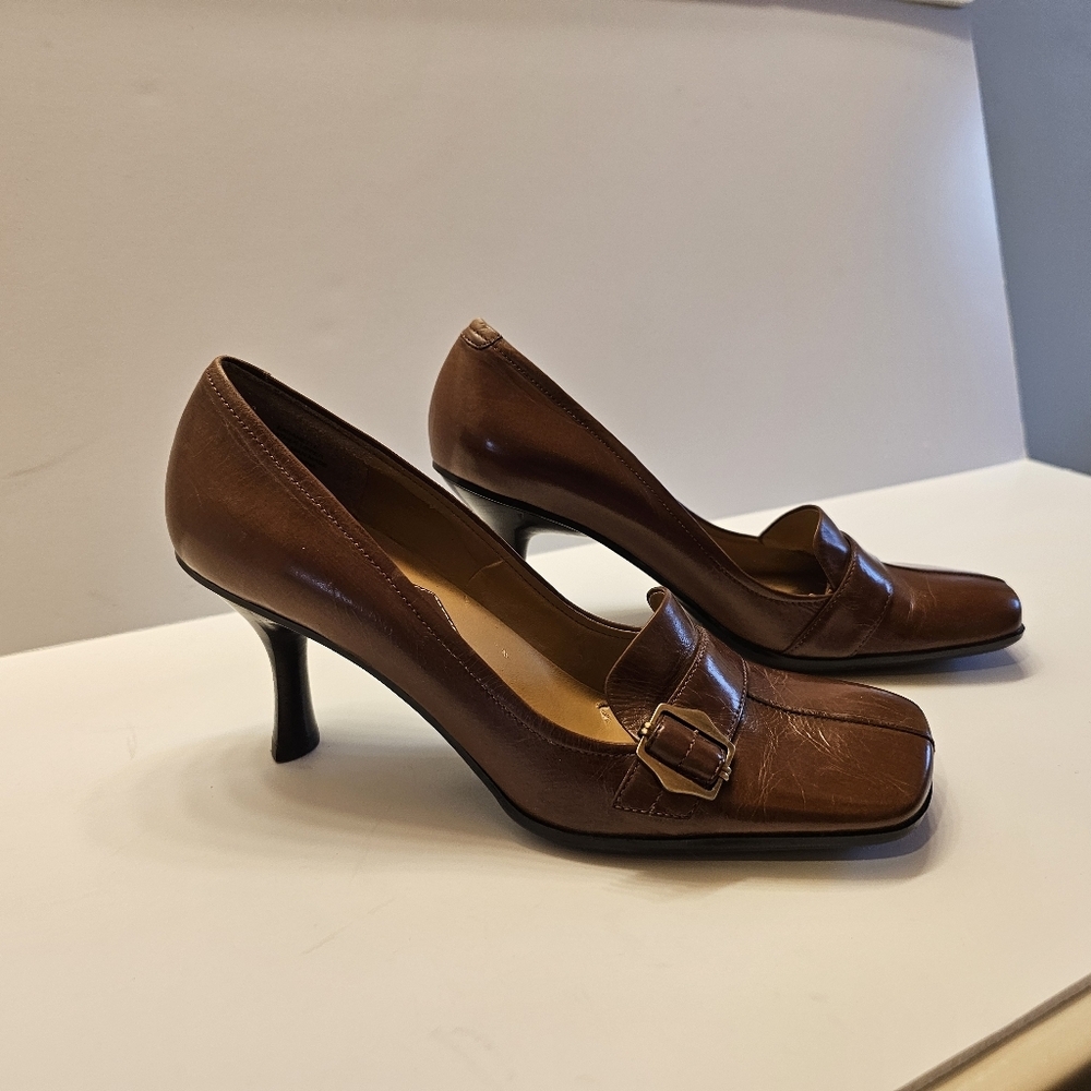 Retro Enzo Angelini Elegant Brown Leather Heels